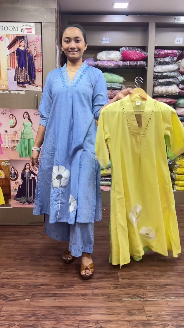 Women Yellow & Golden Printed Straight Kurta